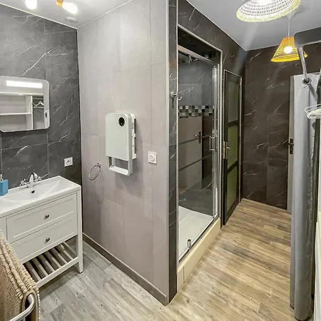 Superbe Avec Piscine, 4 A فيلة Vinassan