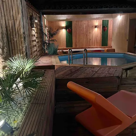 Superbe Avec Piscine, 4 A Vinassan